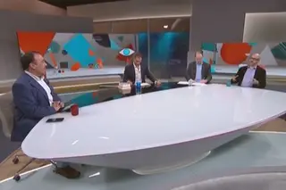 "Não só sou contra o referendo, como sou contra a exumação de Cavaco"