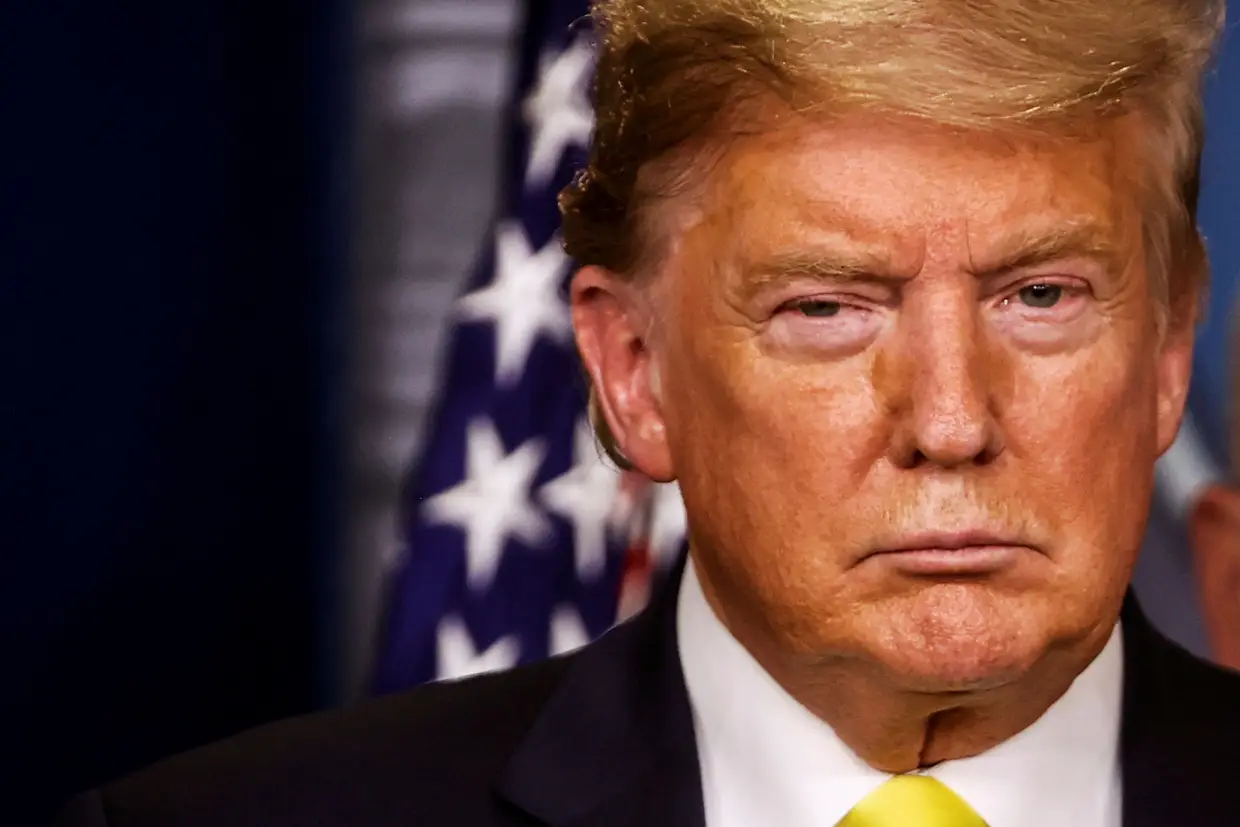 O Presidente dos Estados Unidos, Donald Trump, durante uma conferência de imprensa na Casa Branca de esclarecimento sobre o coronavírus.