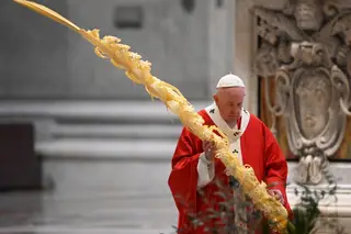 Papa Francisco celebra missa de Ramos sem fiéis