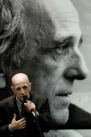 Rubem Fonseca na Feira do Livro de Guadalajara, México, 2003