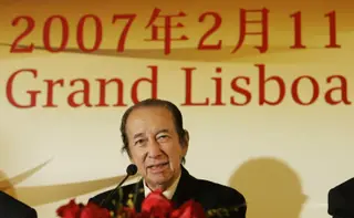 Inaugurou o Casino Grand Lisboa em Macau em 2007