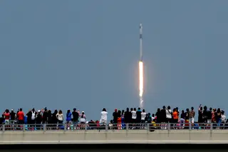 Fez-se história. Foguetão da SpaceX está a caminho da Estação Espacial
