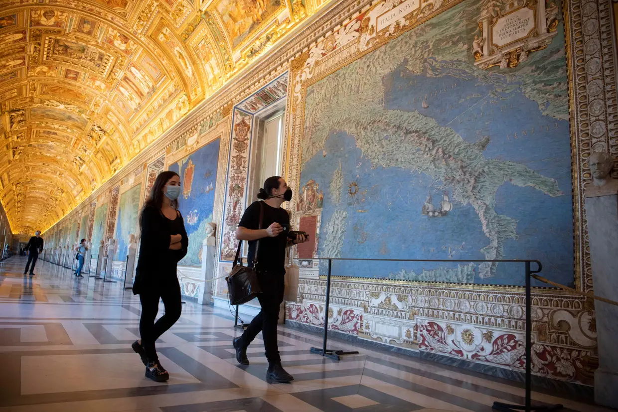 A reabertura do Museu do Vaticano.