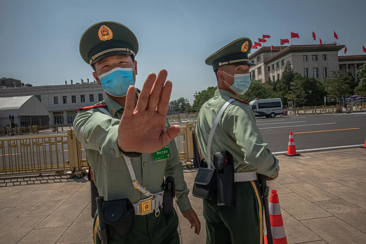 Na Praça Tiananmen durante o congresso anual do Partido Comunista da China, em Pequim.