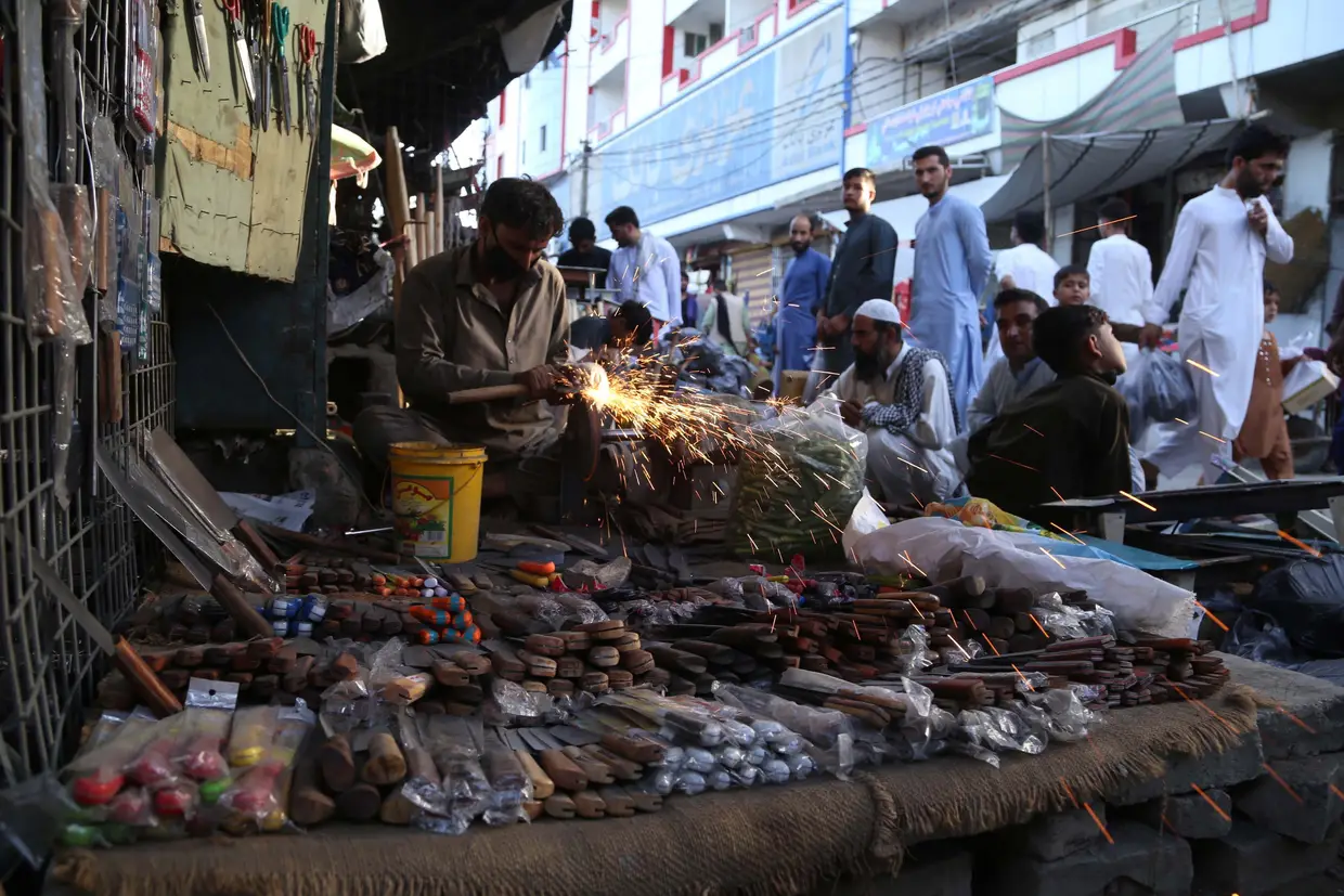 Preparação do festival muçulmano de Eid al-Adha em Jalalabad, Afeganistão.
