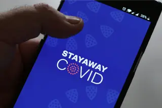 StayAway Covid. Costa esclarece que "polícia não vai fazer operações STOP para ver telemóveis"