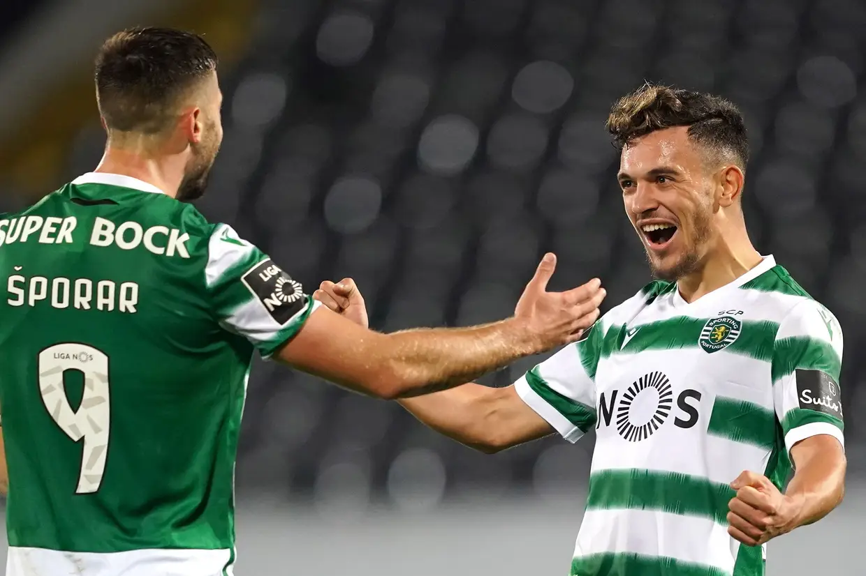 O Sporting foi a Guimarães vencer o Vitória SC, por 4-0, em jogo da sétima jornada. Os golos foram marcados por Nuno Santos (11'), Pedro Gonçalves (43' e 55') e Jovane Cabral (74').