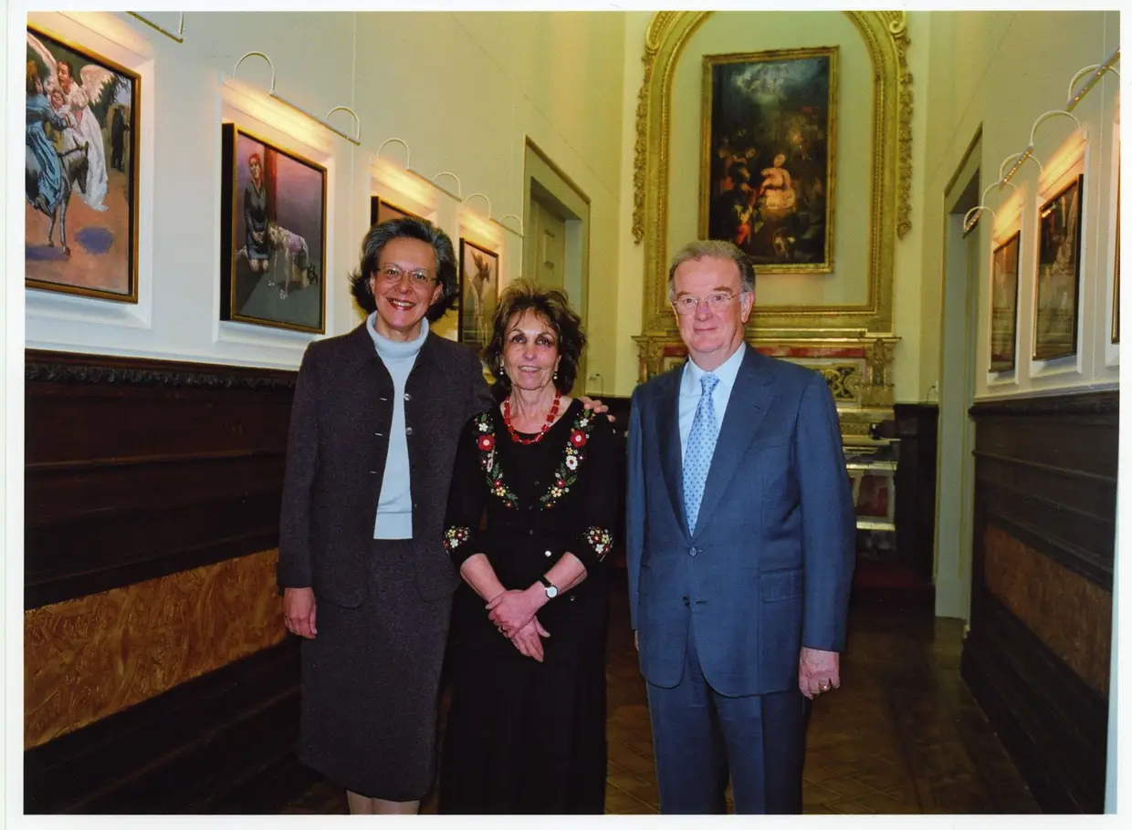 O Presidente Jorge Sampaio ao lado de Paula Rego na Capela do Palácio de Belém por ocasião do almoço oferecido à pintora (2003)