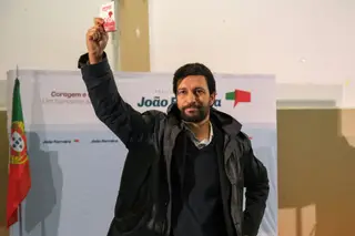 João Ferreira: o candidato que anda com a Constituição no bolso