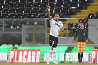Vitória de Guimarães vence Nacional e aproxima-se do quinto lugar da I Liga