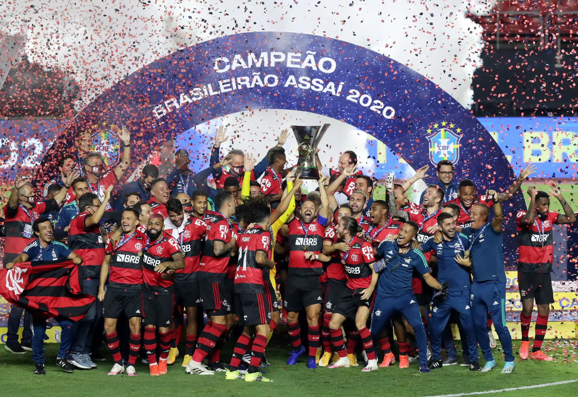 Flamengo sagra se bicampeão brasileiro apesar da derrota o São