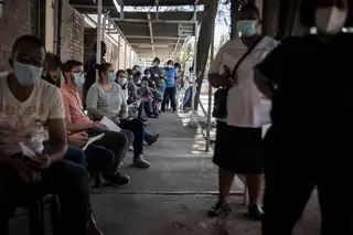"Desigualdade na vacinação ameaça todas as nações", alerta OMS
