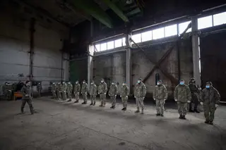 Rússia diz que reforço militar na fronteira não é uma ameaça à Ucrânia
