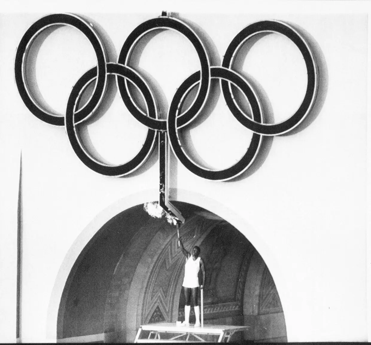1984: Rafer Johnson (atletismo).