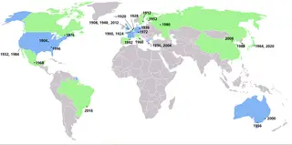 A verde países que sediaram Jogos Olímpicos de Verão; A azul países que sediaram Jogos Olímpicos de Inverno.