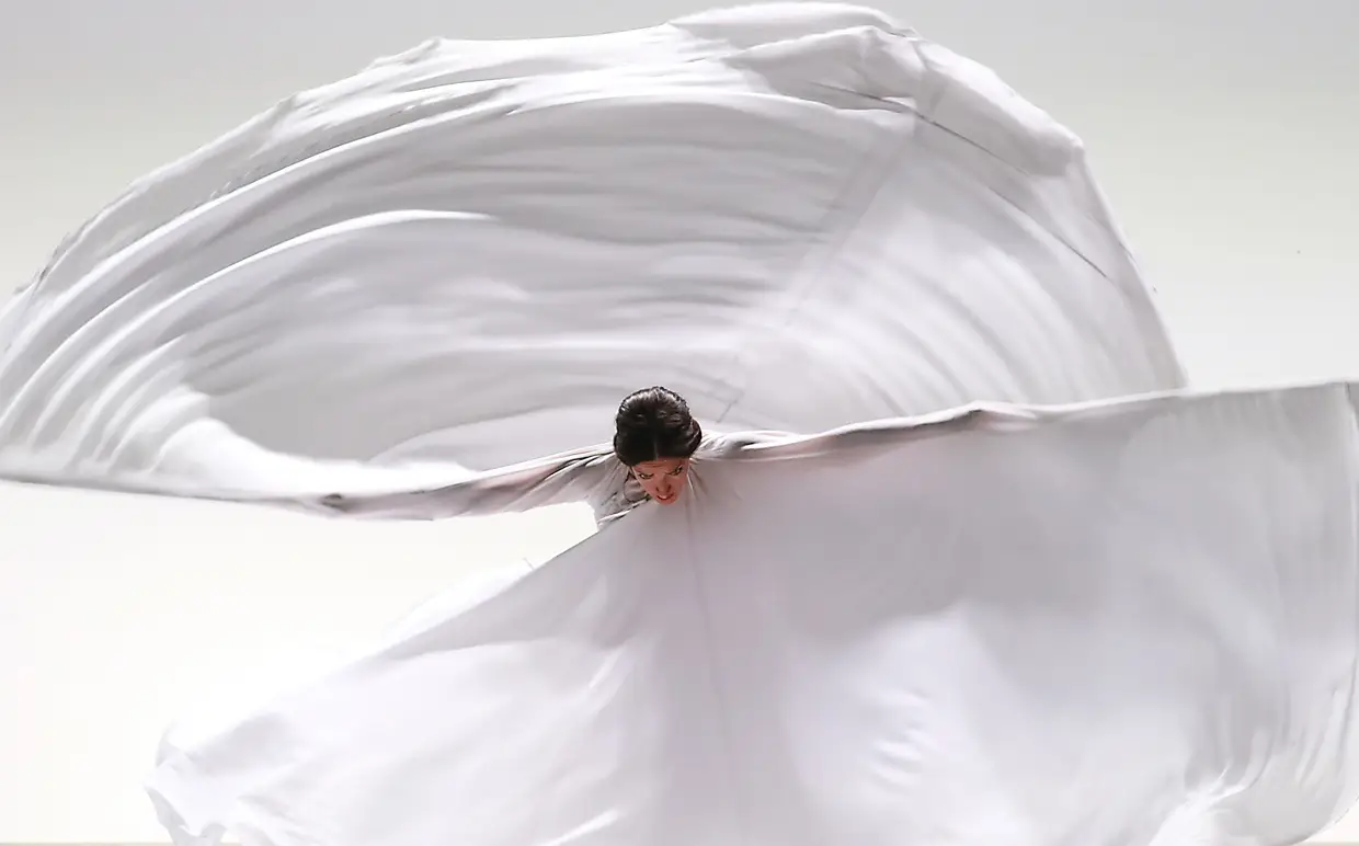 Membros da companhia Ballet Flamenco de Andaluzia interpretam a peça 'El Maleficio de la mariposa' no Festival de Música e Dança de Granada, Espanha