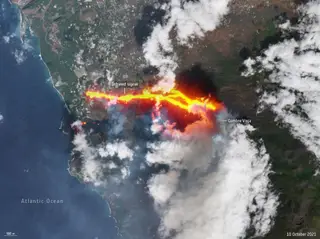 A corrente de lava do Cumbre Vieja captada pelo Copernicus Sentinel-2 a 10 outubro.