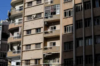 Tiros disparados a partir de prédios geraram o caos em Beirute