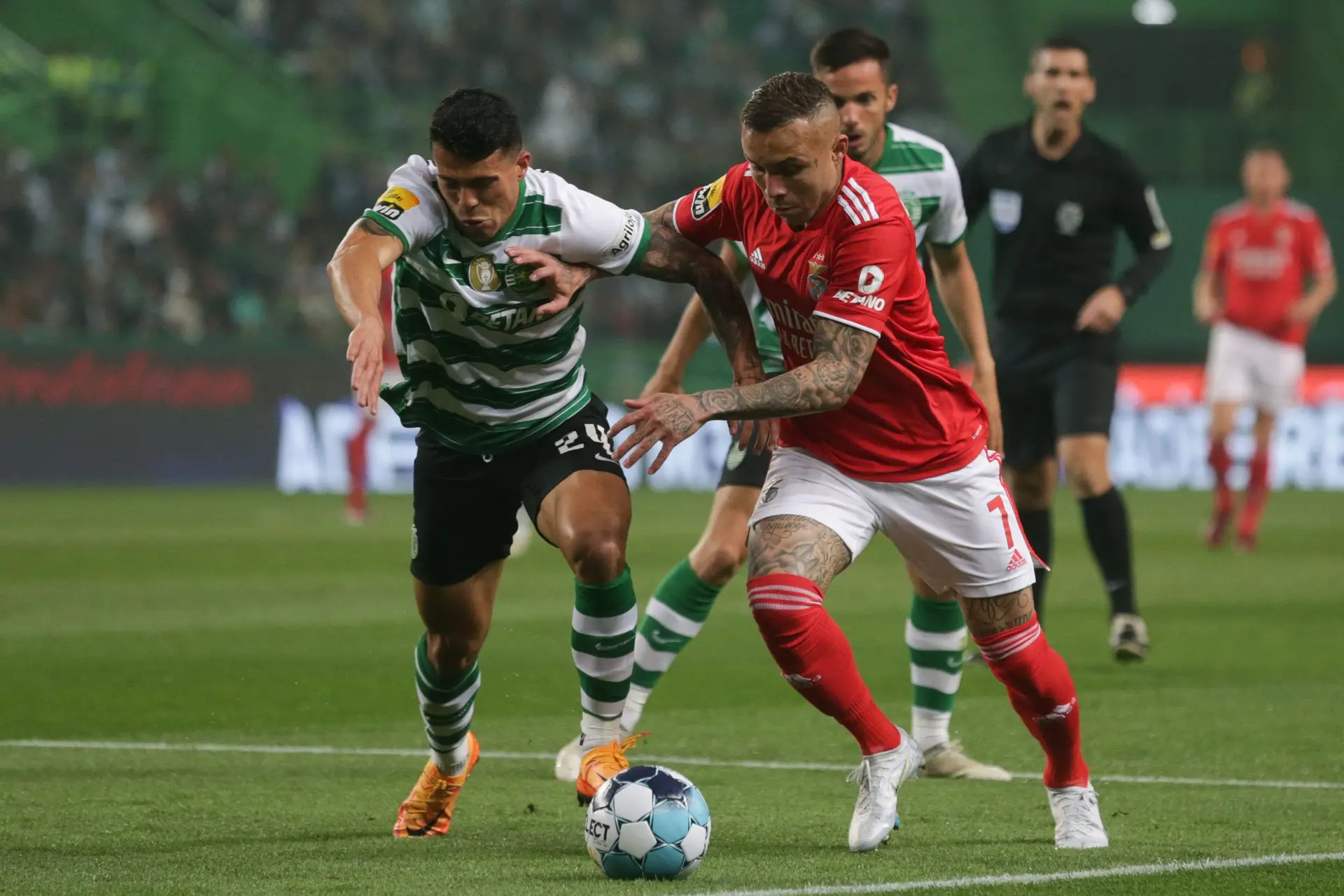 Benfica Vence Em Alvalade E Fc Porto Pode Ser Campe O No De Abril