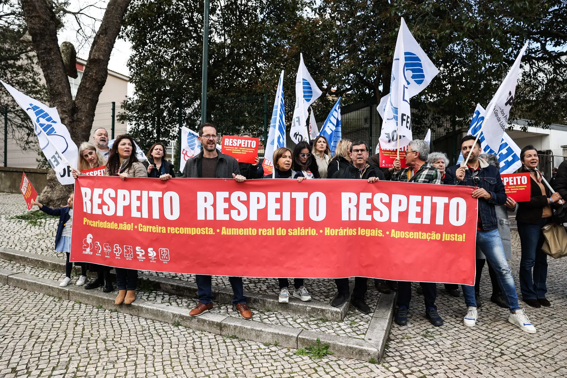 Governo reúne se esta terça feira sindicatos da Função Pública