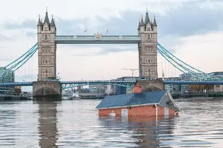 A casa que Extinction Rebellion colocou a flutuar