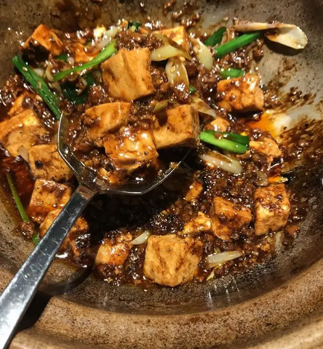 4. Chugokusai S.Sawada Fica no Japão, em Osaka,mas a comida no Chugokusai é chinesa e começa nos 8 euros e meio.
