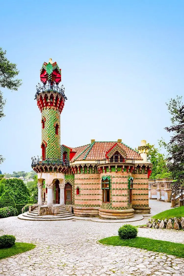 “El Capricho”