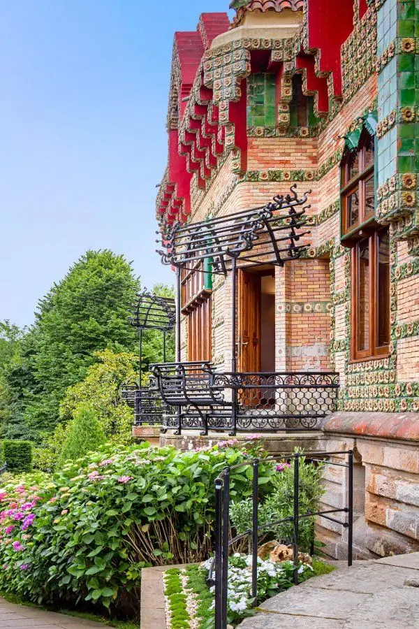 “El Capricho”