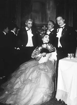 Final do I ato da "Traviata": Callas com Álvaro Malta e Alfredo Kraus