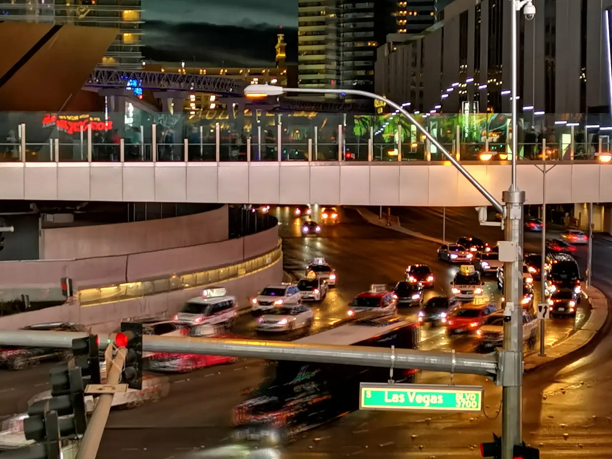 O cair da noite é a hora mais espectacular, mas isso não é só em Las Vegas