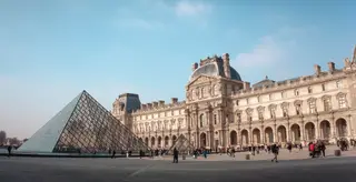Museu do Louvre, em Paris, o mais visitado do mundo