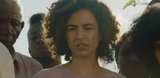 Teresa (Barbara Colen) em “Bacurau”