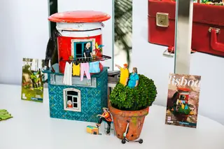 Uma das peças de Mário Belém, para ilustrar o Guia de Lisboa