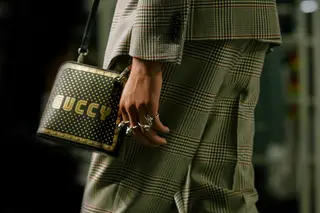 A Gucci aventurou-se com uma coleção inspirada nas consolas da Sega, com acessórios e ténis que reproduzem este imaginário visual