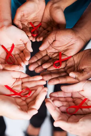 O Laço Vermelho é o símbolo da luta contra a SIDA
