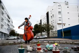 "Foi muito difícil chegar onde estou, mas nunca me passou pela cabeça desistir. Sei que outras pessoas têm vidas mais fáceis, mas tento não pensar nisso. A dificuldade também está na nossa cabeça", Telmo Martins, músico