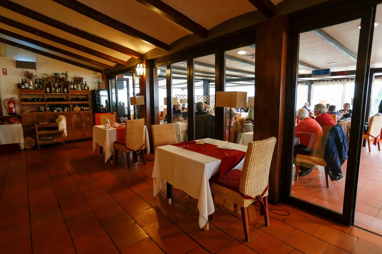 No restaurante Cozinha d’Avó, no Clube de Campo da Covilhã, a gastronomia regional está em destaque
