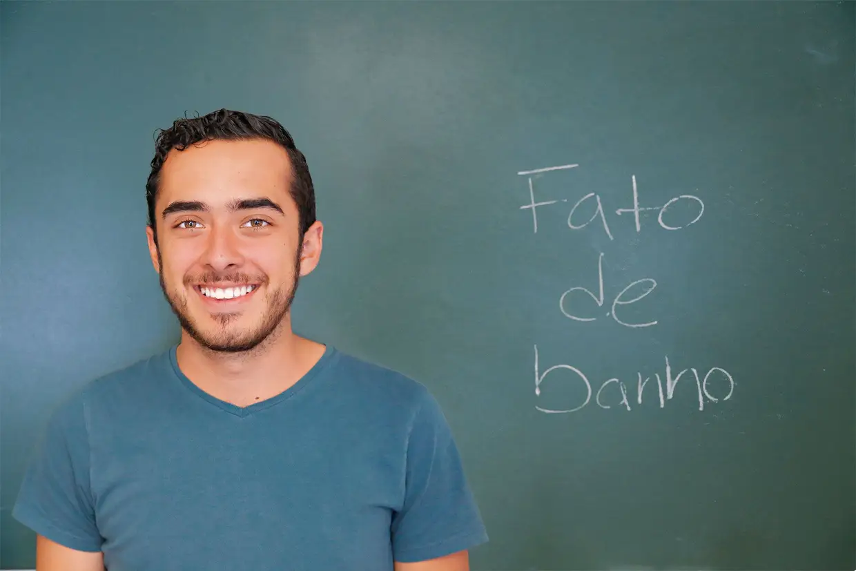 Juan Pablo - MÉXICO - Aos 20 anos, está prestes a entrar para a universidade. Sempre bem-disposto, desafiou-se a si próprio para aprender a nossa língua