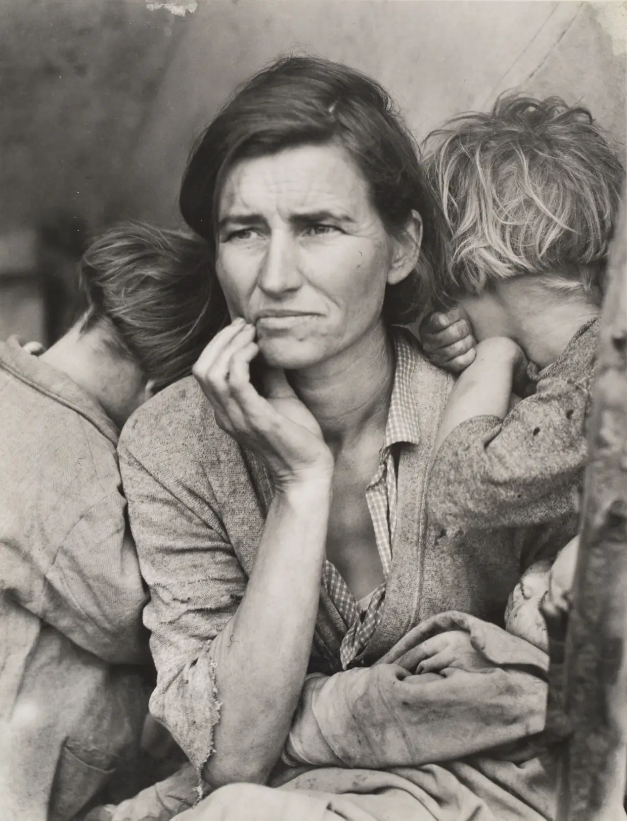 No Mira Fórum, no Porto, mostra-se um trabalho documental sobre o Farm Security Administration, projeto de luta contra a depressão dos anos 30 na América, com imagens de Dorothea Lange, Roy Stryker e Walker Evans, entre outros