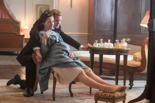 As seis temporadas prometidas de The Crown vão ajudar a perceber a sociedade da segunda metade do século XX, a partir da família real britânica