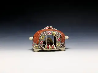 Na oficina Espretemos o Natal contrói-se um calendário do Advento inspirado nas coleções do Museu do Oriente