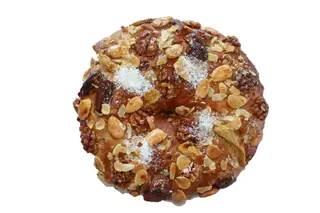 Bolo-rei feito com farinha de espelta