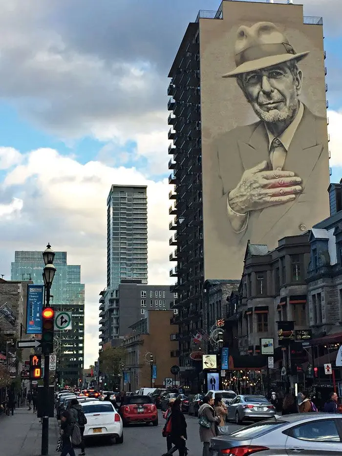 Não é o único, mas é o mais recente mural dedicado a Cohen, na cidade onde nasceu em 1934