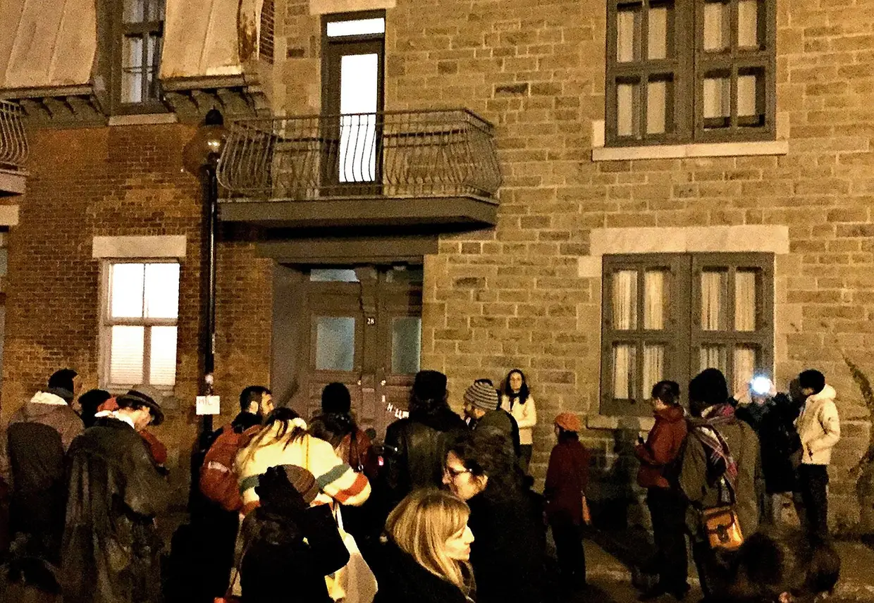Ao fundo, a casa de Cohen