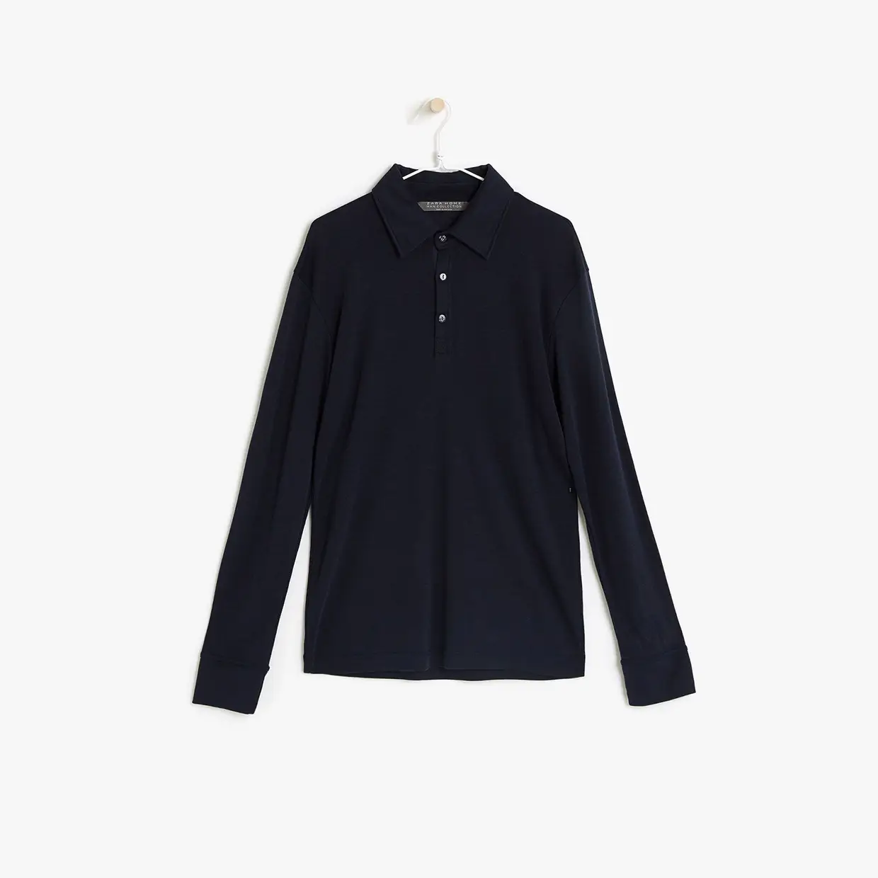 Polo azul, Zara, €39,99