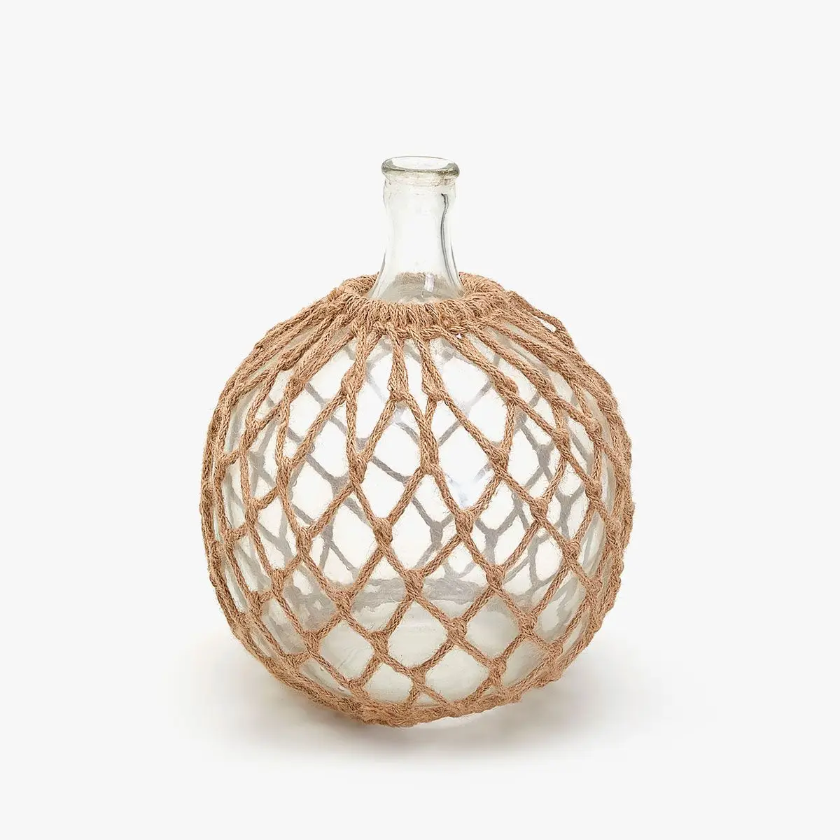 Garrafa decorativa em juta, Zara, €39,99