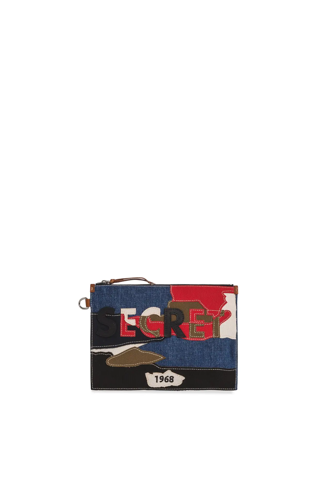 Bolsa tamanho médio, em ganga, lona e pele, €250