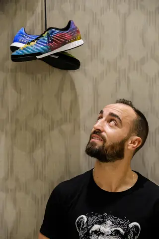 Nas suas academias, Ricardinho quer ensinar às crianças os primeiros passos do futsal