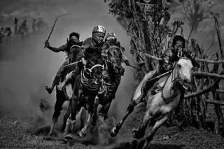 Meninos jockeys