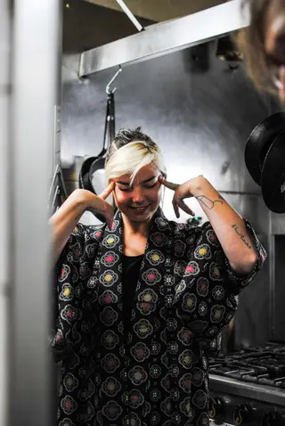 Barmaid Constança Cordeiro, D'a Toca da Raposa